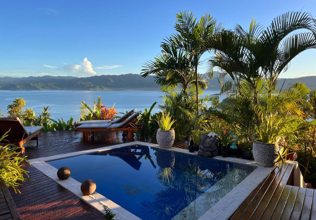 Naveria Heights Lodge Savusavu Esterno foto