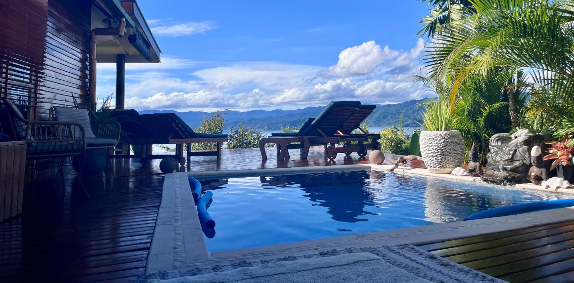 Naveria Heights Lodge Savusavu Esterno foto