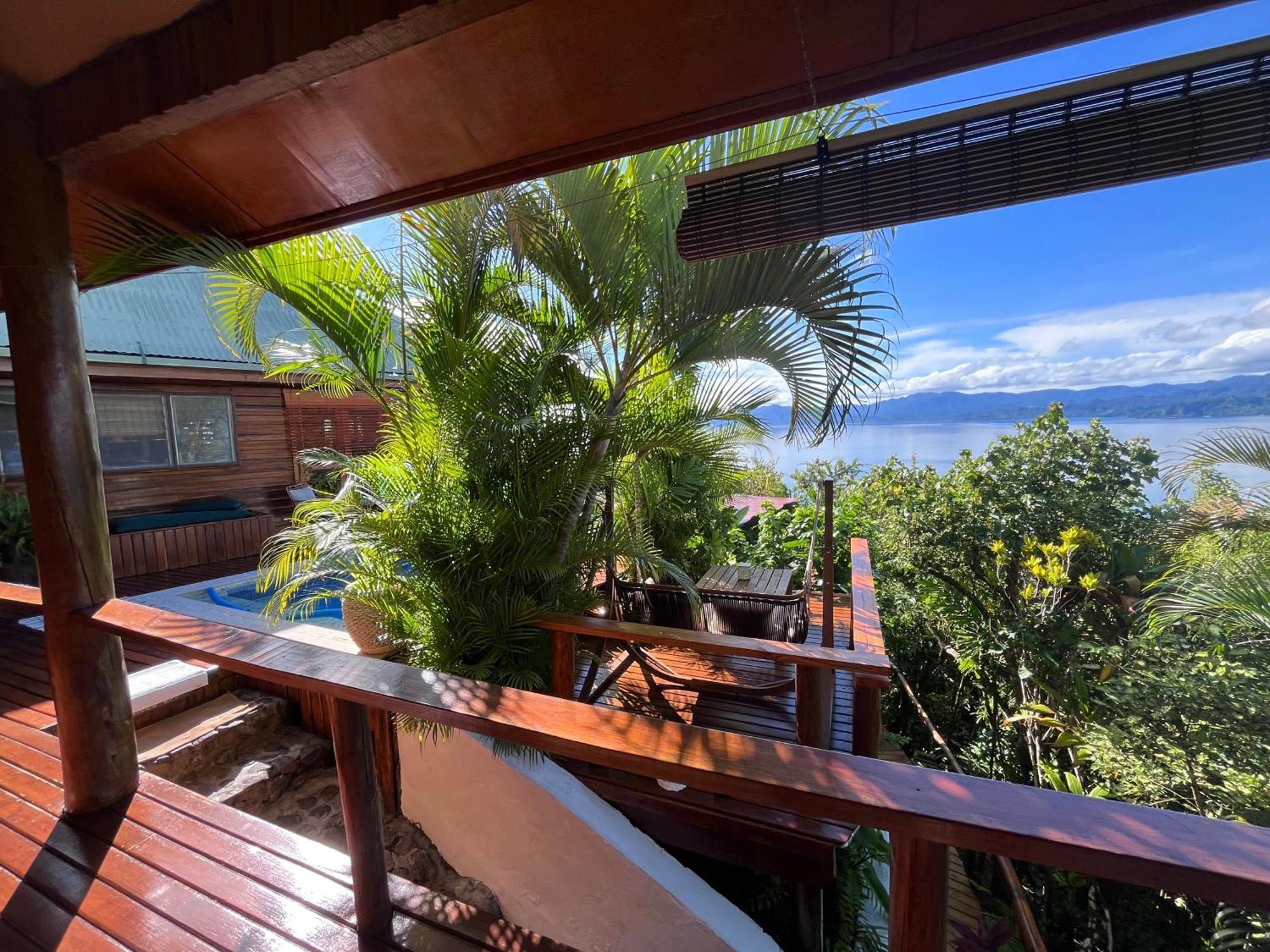 Naveria Heights Lodge Savusavu Esterno foto