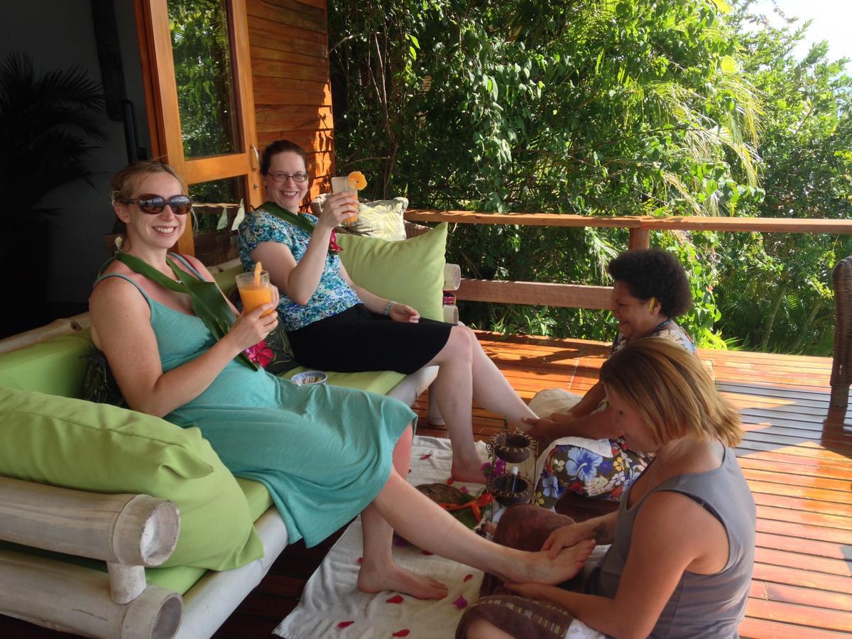 Naveria Heights Lodge Savusavu Esterno foto