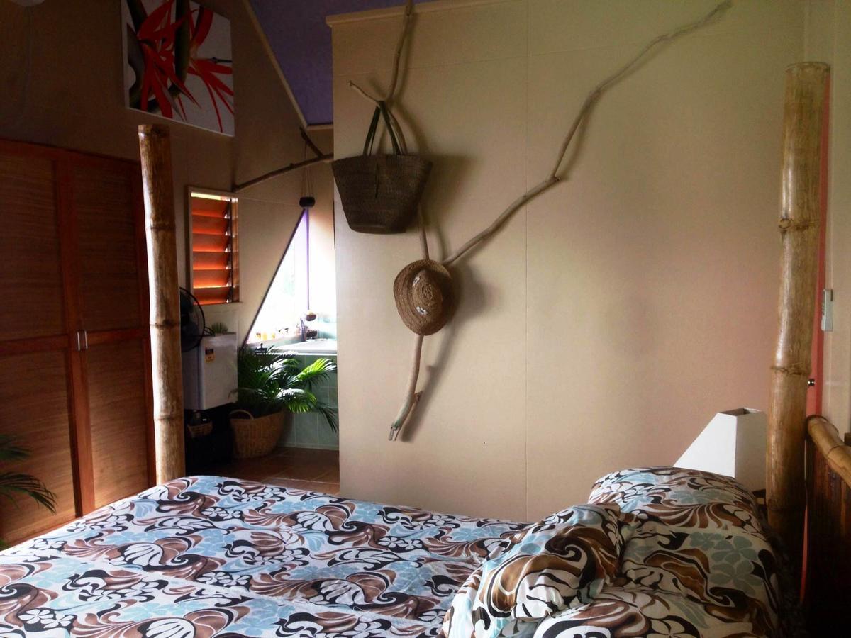 Naveria Heights Lodge Savusavu Esterno foto