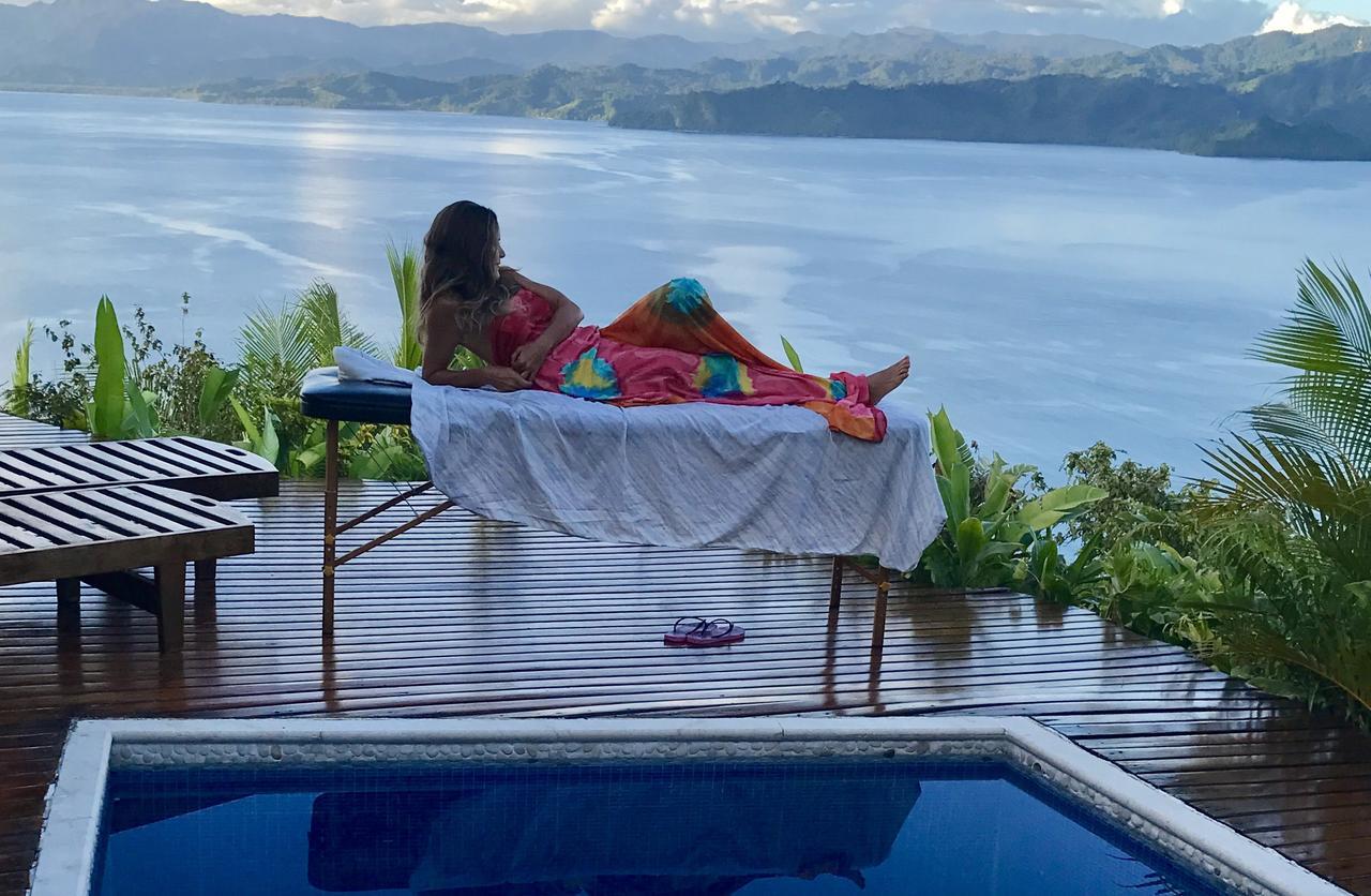 Naveria Heights Lodge Savusavu Esterno foto